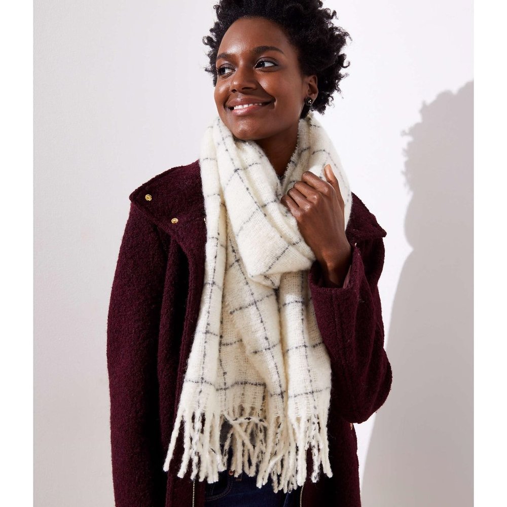 LOFT Boucle Plaid Blanket Scarf (NWT)